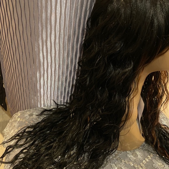 Extra long black curly crimp gel wig - Picture 3 of 8